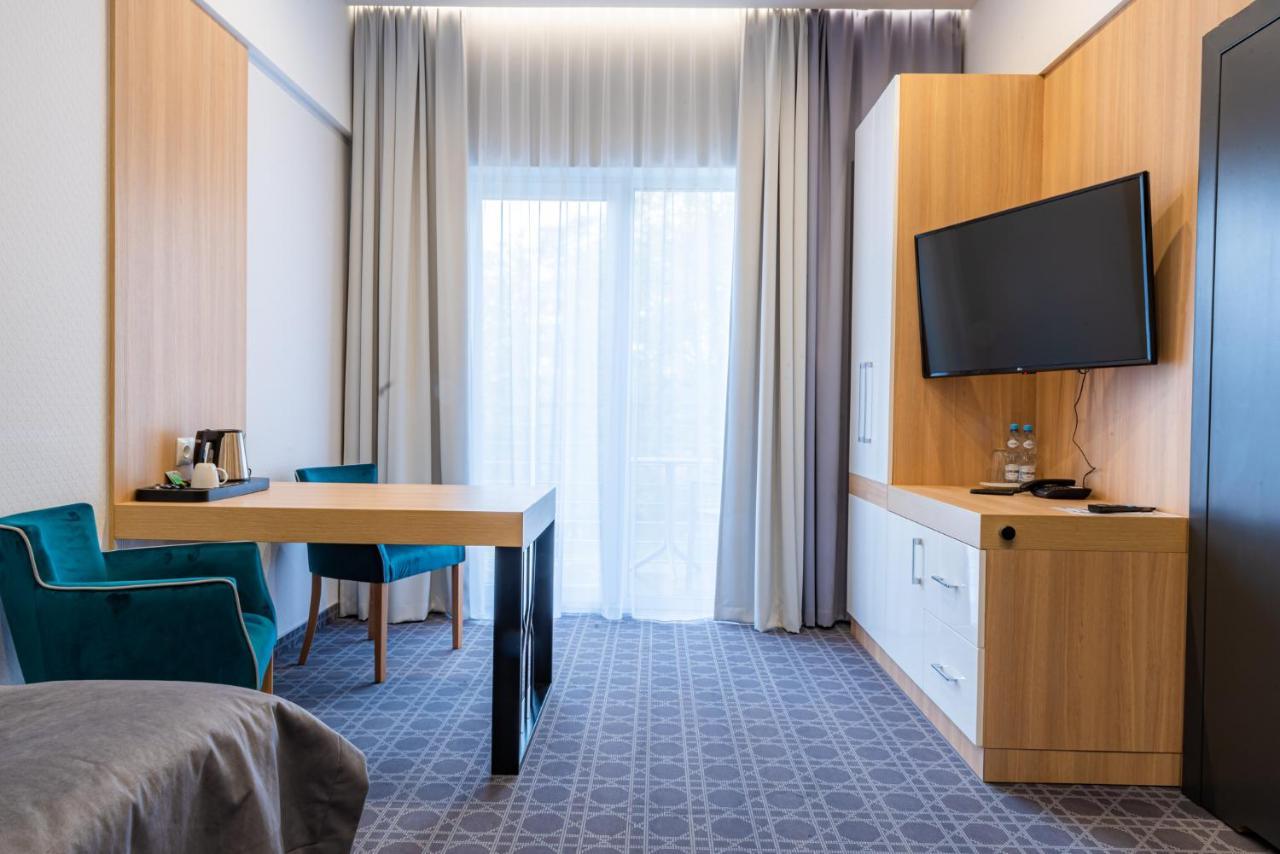 Hotel Nad Czernica Czarne  エクステリア 写真