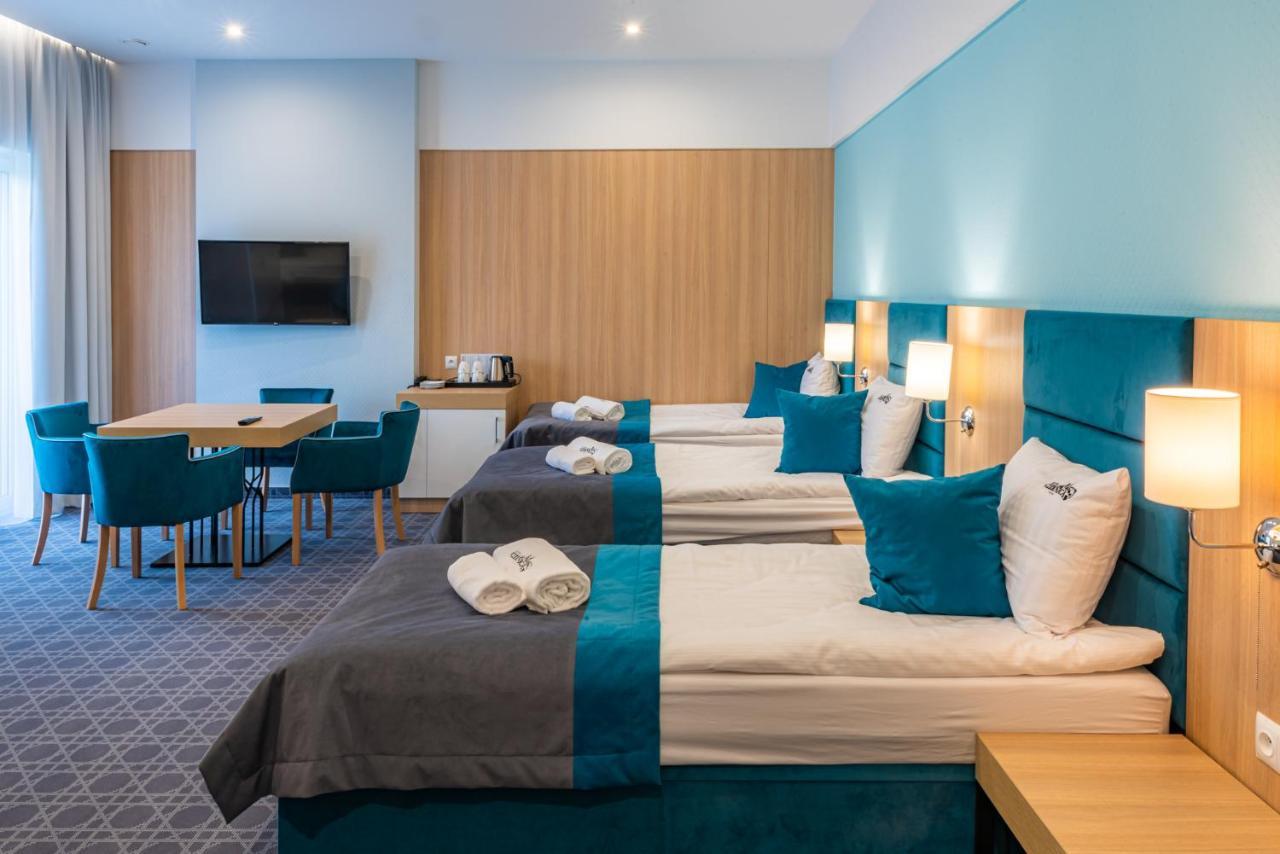 Hotel Nad Czernica Czarne  エクステリア 写真